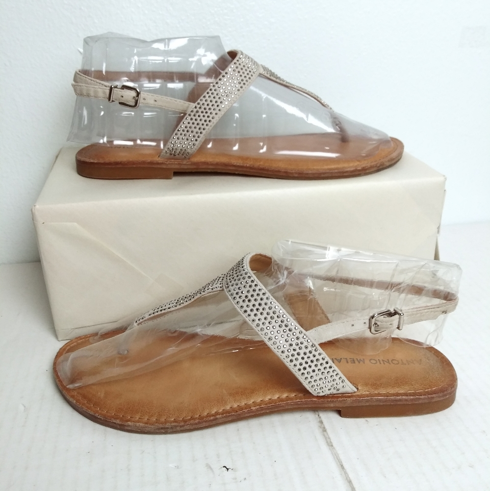 ANTONIO MELANI Breazey 8M Cream and Tan Sandals with T-Strap Design Casual